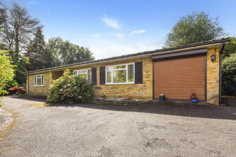 Rowhills, Farnham, GU9