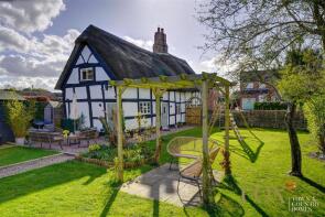 1, The Cottage, Church Road, Crowle WR7 4AX