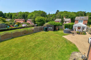 7, Pond Cottages, Manningtree Road, Ipswich IP9 2TG