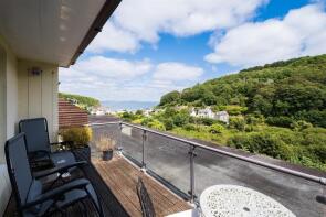 1 Upper Deck, Gallen Treath, Pengarrock Hill, Porthallow, Helston TR12 6PL
