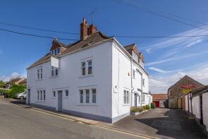 21 25 Oak House, Coombe Street, Bruton BA10 0EN