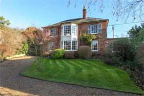 Coombe Cottage, Pheasants Hill, Henley-on-thames RG9 6SD
