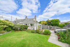Treveglis, Road From Bocaddon To St Marnarchs Road, Looe PL13 2NX