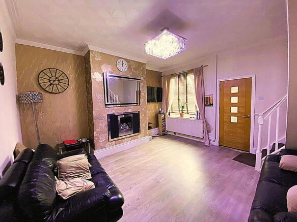 Photo 3