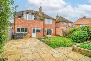 4, Paddock Road, Newbury RG14 7DG