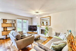 15, Meadow Walk, Workington CA14 1DQ