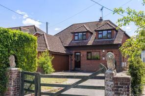 21, Crescent Rise, Pulborough RH20 3NB