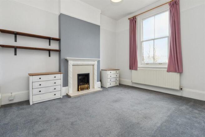 49b Longley Road SW17 reception 1.jpg