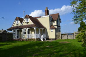 Longwaite, Station Road, Dover CT15 5JX