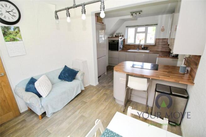 Kitchen/Breakfast Rm