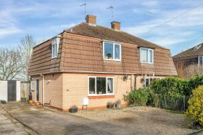 7, Burley Crescent, Oakham LE15 7LG