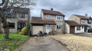 34, Holm Oaks, Butleigh, Glastonbury BA6 8UB