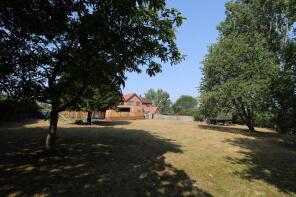 Dunromin, Great Glemham Road, Saxmundham IP17 1LL