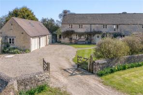 Manor Farm Stables, Road From Village Green To Tarlton Church, Cirencester GL7 6PA