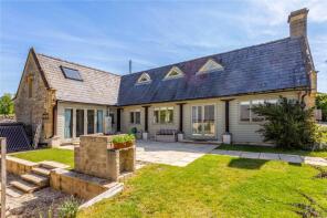 Trinity Barn, 3/104 Chapel Ash To Church Farm Naunton, Chapel Ash, Cheltenham GL54 5UB