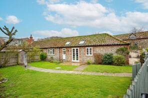 8, The Old Dairy, The Street, Holt NR25 7EL