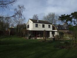 Woodside, Church Walk, Bratton Seymour, Wincanton BA9 8DA