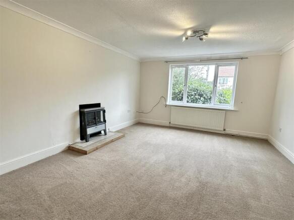 Large Dining Lounge