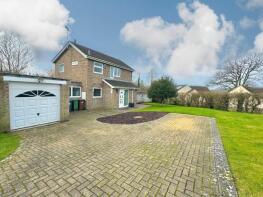 8, Vale Leaze, Chippenham SN15 5JS