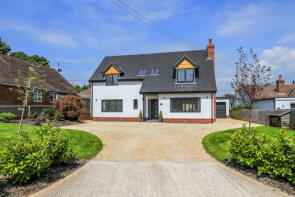 32, Firs Road, Salisbury SP5 1SJ