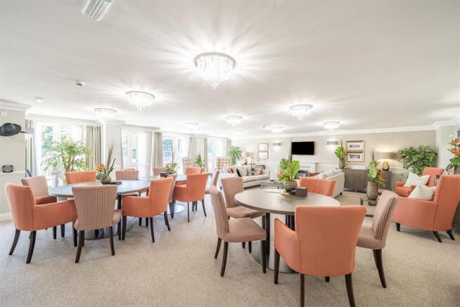 Owners Lounge.jpg