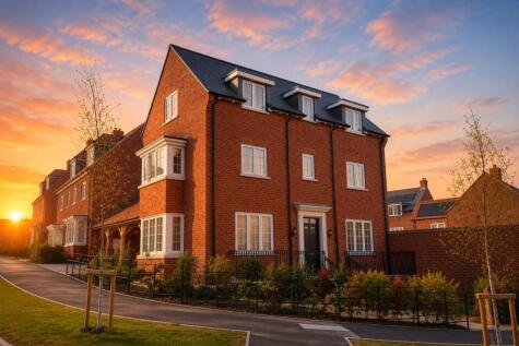 Josephine Crescent, Burghfield Common, Reading, Berkshire, RG7