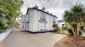 22, Regent Square, Doncaster DN1 2DS