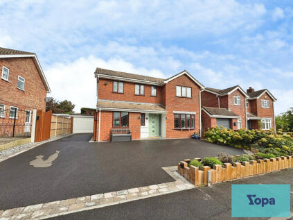 Hinckley Grove, Trentham, Stoke-on-trent, ST4