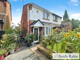 4, Tenbury Close, Salford M6 5BJ