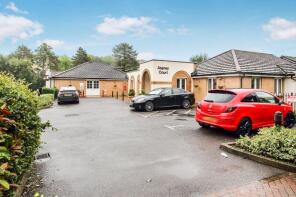 25, Asprey Court, Stafford Road, Caterham CR3 6JX
