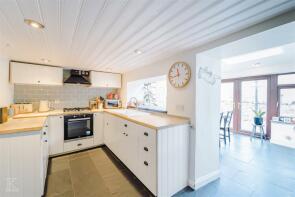 9, Belthorn Road, Blackburn BB1 2NN