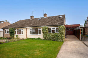 15, Castle Road, Kineton CV35 0HY