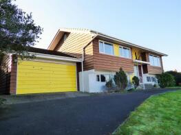 Gorwelion, Heol Blaengwastod, Llangunnor, Carmarthen SA31 2LE