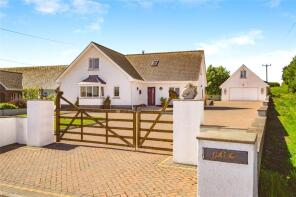 Gelli Aur, Bowls Road, Cardigan SA43 2AR
