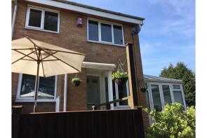 17, Santa Monica Grove, Bradford BD10 8QG