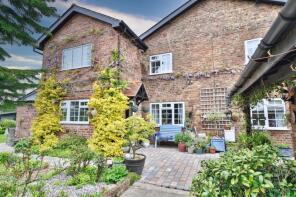 Water Lane Cottage, Middle Street, Driffield YO25 4UF
