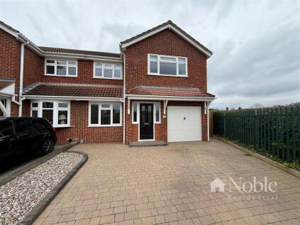 Lawford Close, Hornchurch