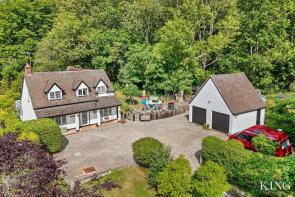 Yew Tree House, Alcester Road, Worcester WR7 4LY