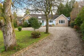 26 The Camellias, Stream Farm Close, Lower Bourne, Farnham GU10 3PD