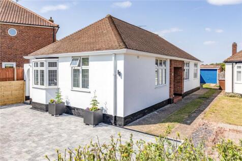 Wendley Drive, New Haw, Addlestone, Surrey, KT15