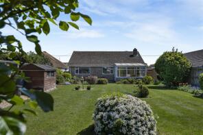 192, Roderick Avenue North, Peacehaven BN10 8BZ