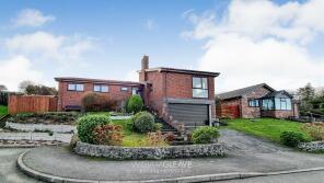 10 Crimmond, Heol Tywysog, Holywell CH8 8HA