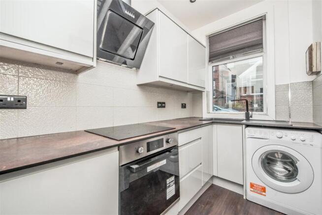 Fitted Kitchen: