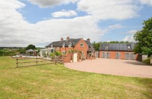 Brick Hill Farm, Brickhill Lane, Newborough DE13 8SW