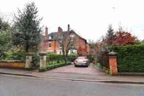 28b, Crescent Road, Stafford ST17 9AL