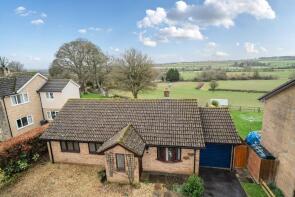 4, Gifle View, Sherborne DT9 6SS