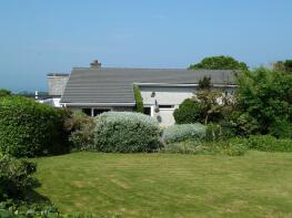 2 Bryn Euron, Glasffordd, Marianglas LL73 8PB