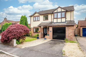 32, Chapel Mead, Penperlleni, Pontypool NP4 0BR