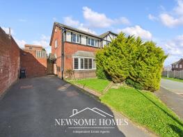 15, Rhodfa Wenlo, Holywell CH8 7XW
