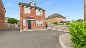 3, Orchard Close, Lightwater GU18 5AG